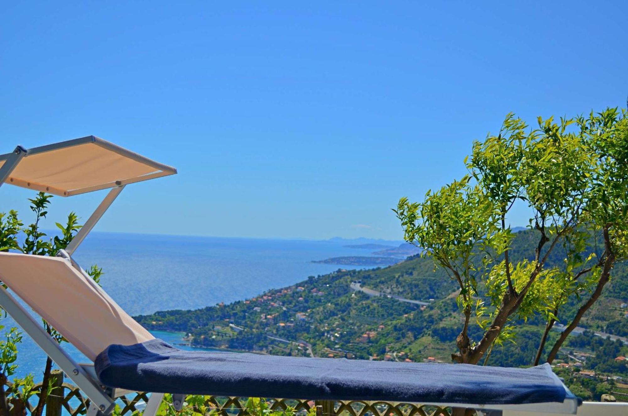 La Riserva Di Castel D'Appio- Charme & Relax Ventimiglia Exterior photo