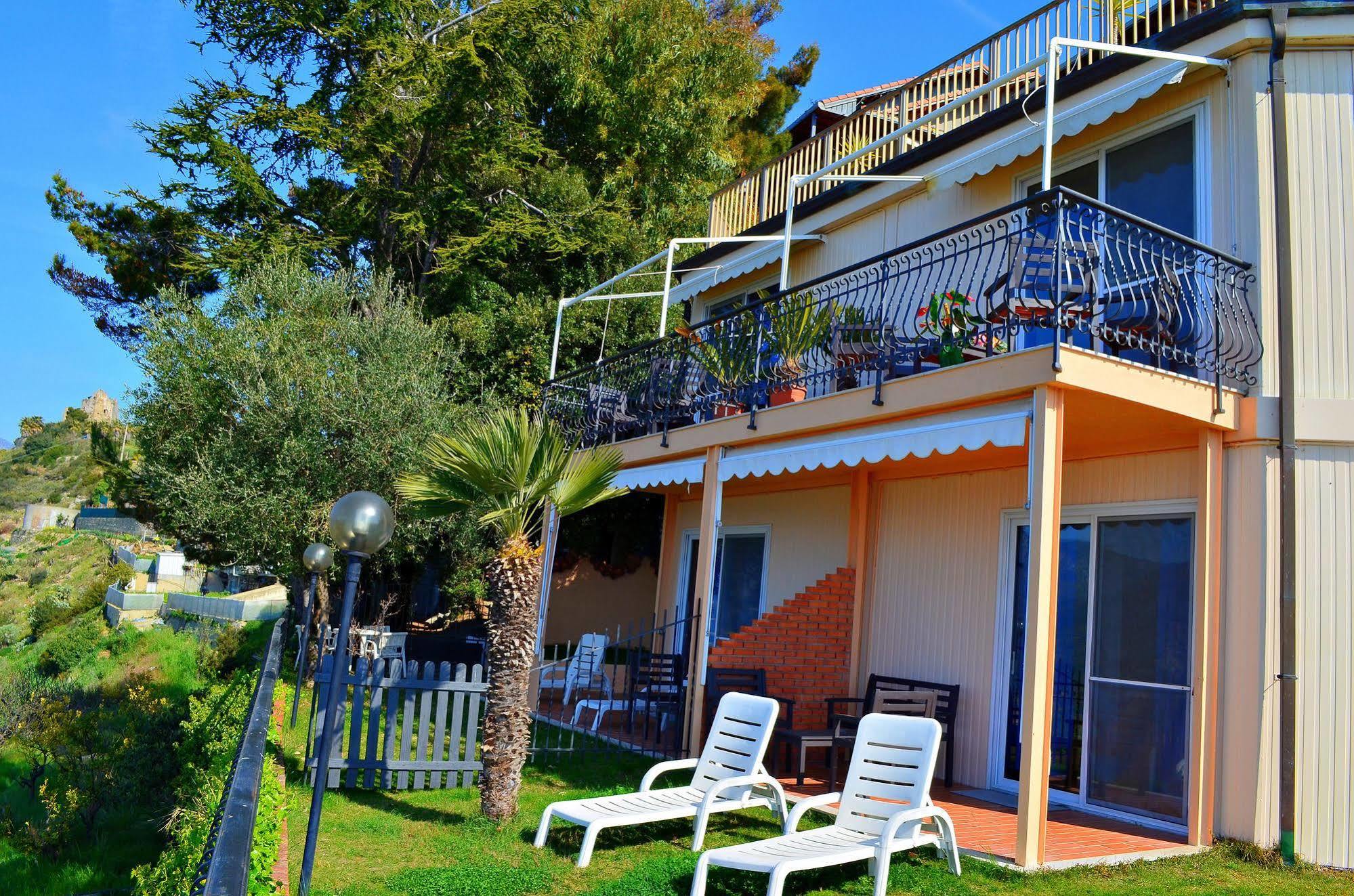 La Riserva Di Castel D'Appio- Charme & Relax Ventimiglia Exterior photo